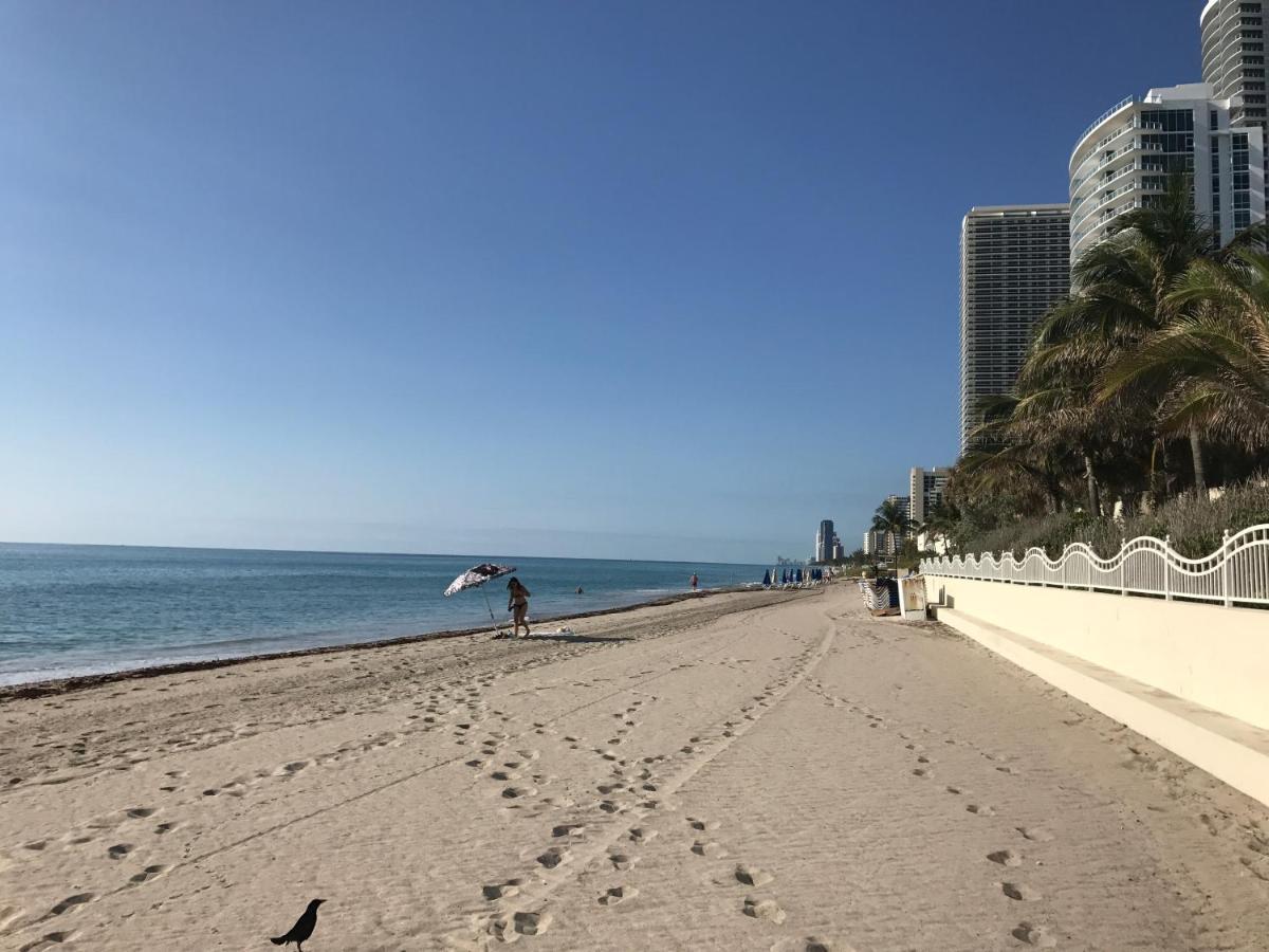 Casablanca On The Beach, Oceanfront Studio Miami Beach Bagian luar foto