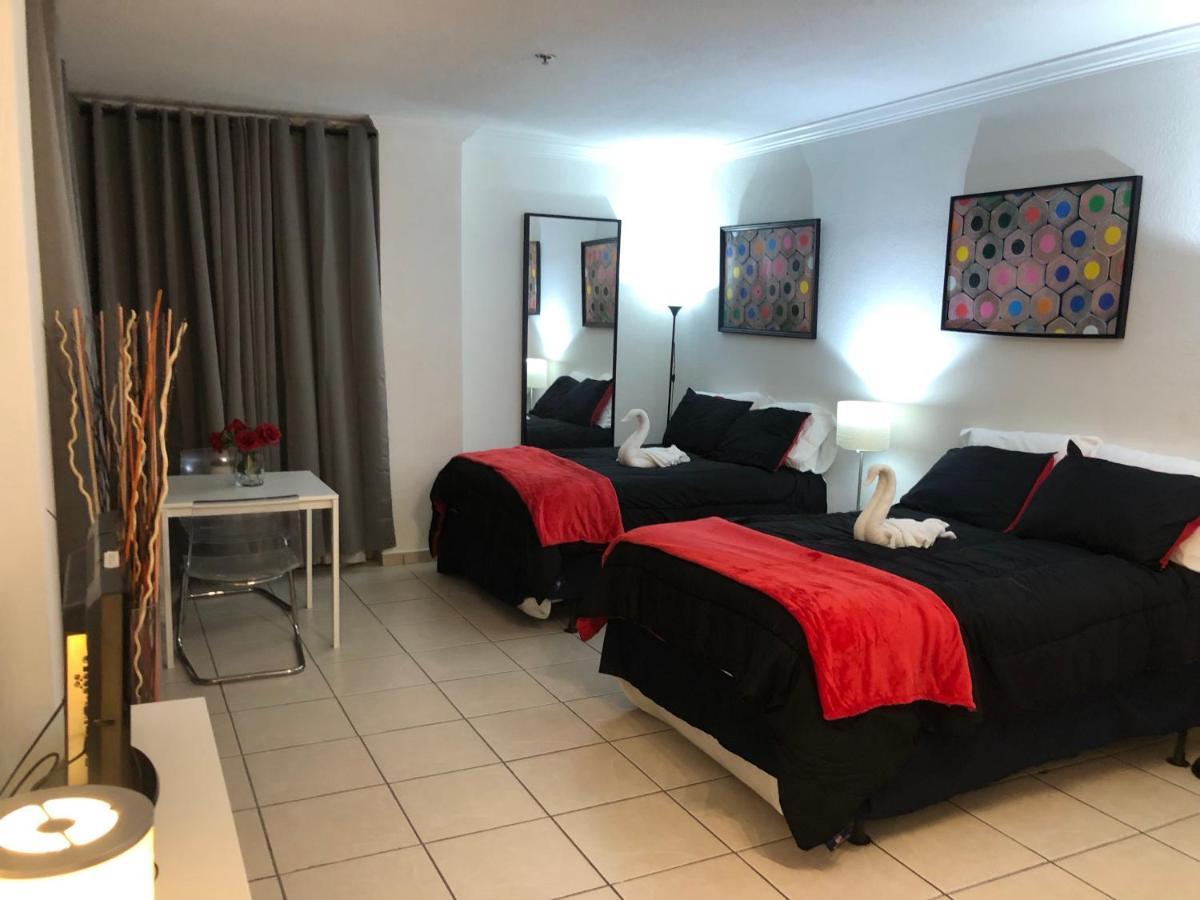Casablanca On The Beach, Oceanfront Studio Miami Beach Bagian luar foto