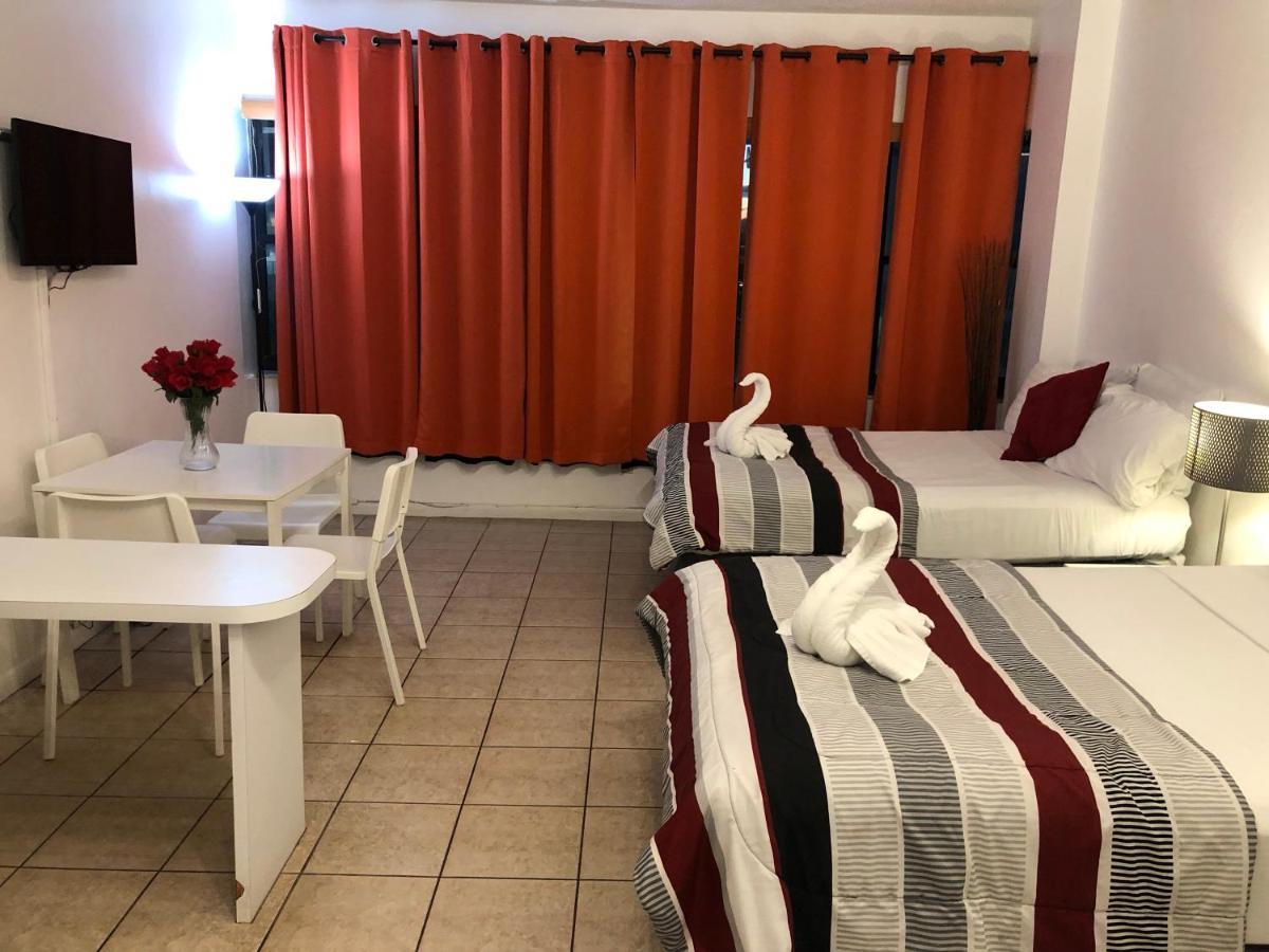 Casablanca On The Beach, Oceanfront Studio Miami Beach Bagian luar foto