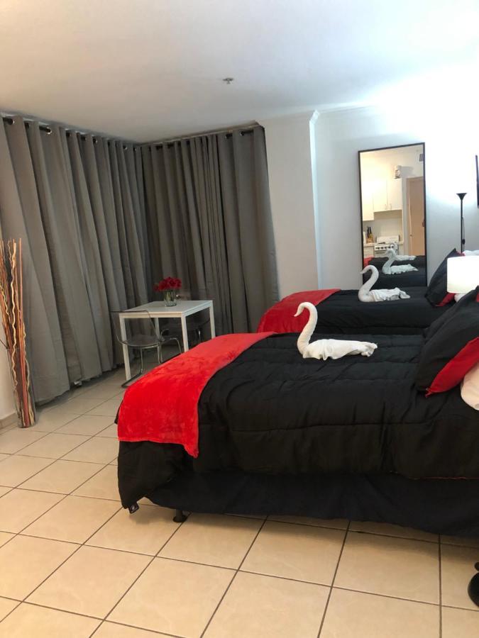 Casablanca On The Beach, Oceanfront Studio Miami Beach Bagian luar foto